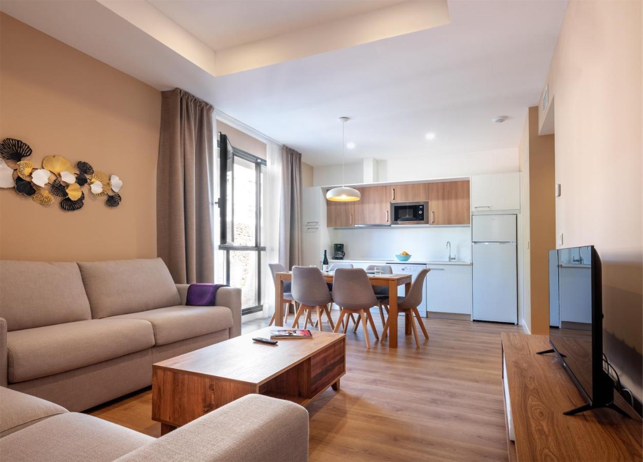 Dauria Suites Ha Soria Exteriör bild