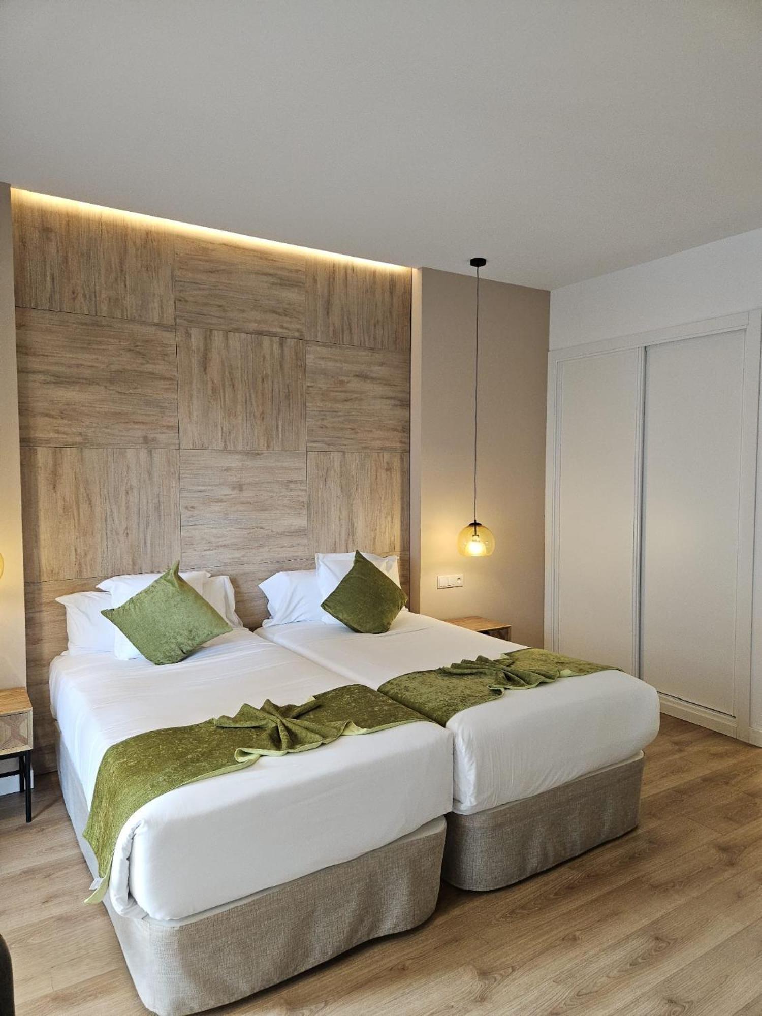 Dauria Suites Ha Soria Exteriör bild
